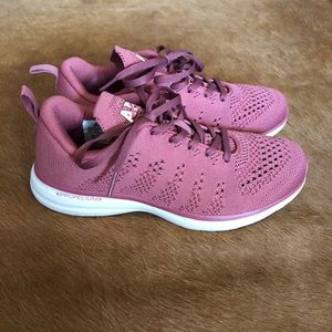 APL Women’s Techloom Pro - size 7